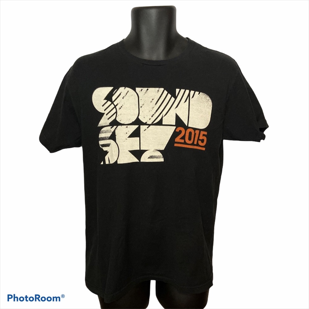 Rhymesayers medium t-shirt